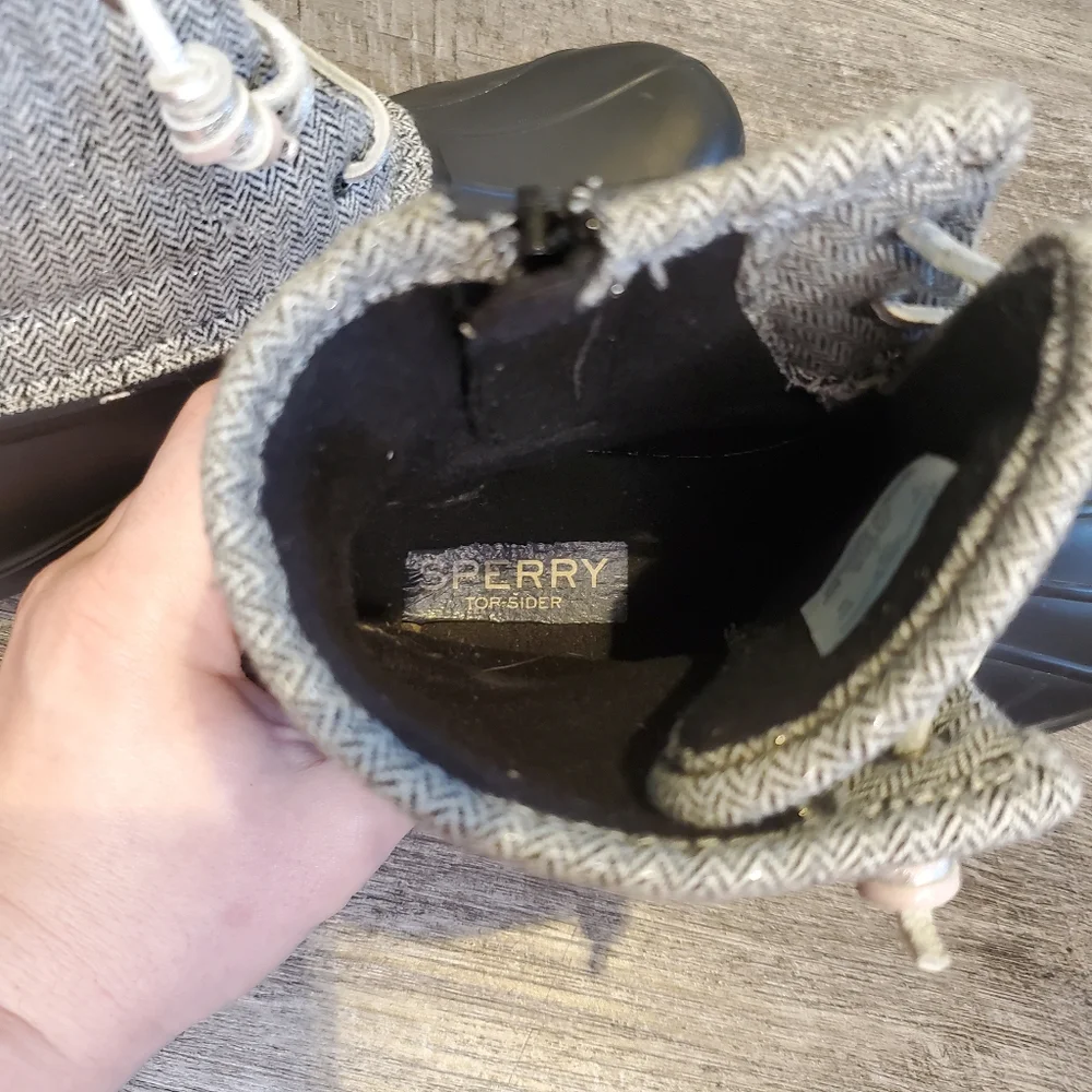 Sperry Black and Gray Kids Rain & Snow Boots - Picture 8 of 9